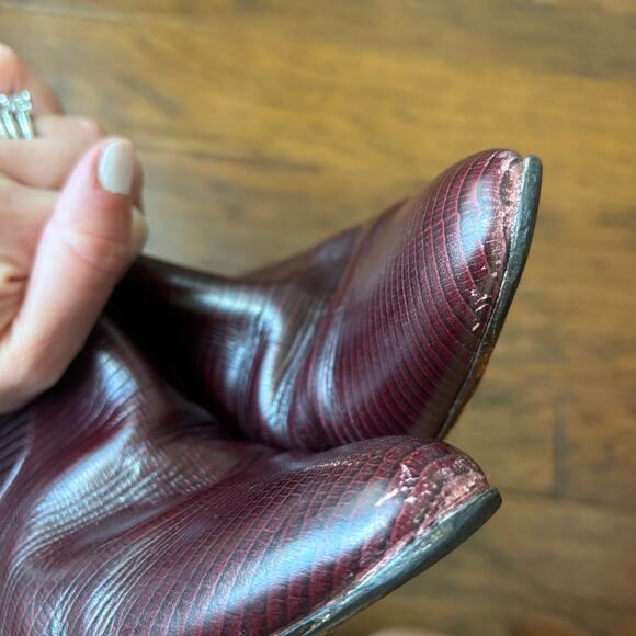 Cole Haan Women’s Cherry Red Heeled Leather Booties Sz 8B Pointed Toe Career - Picture 16 of 16